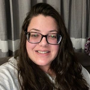 Meet your Posher, Candice